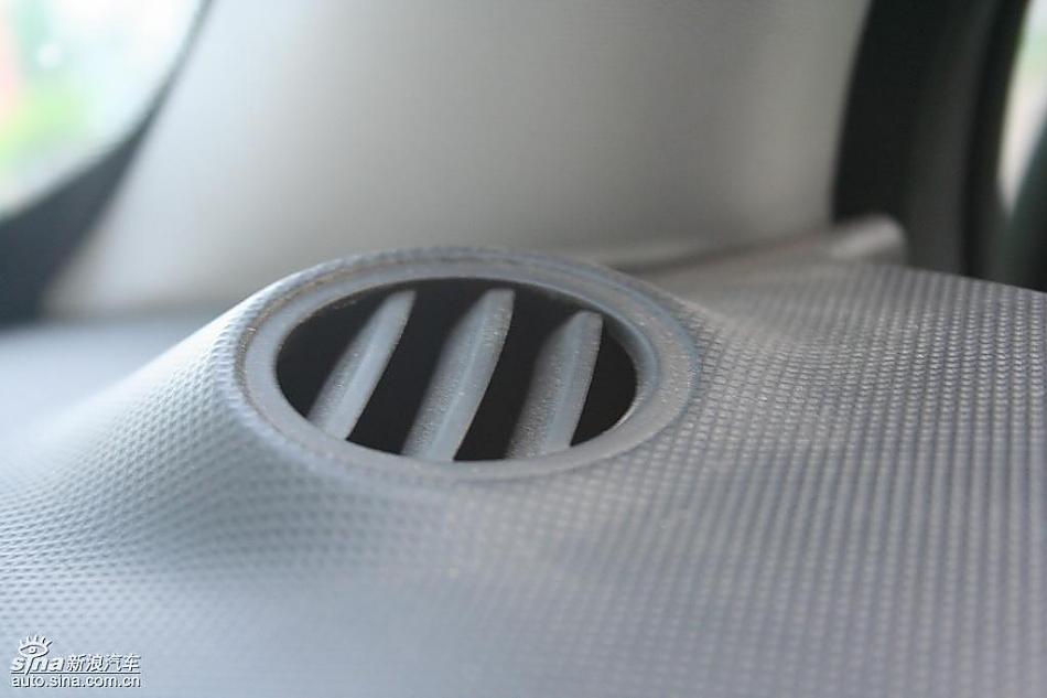骏捷FRV内饰实拍图