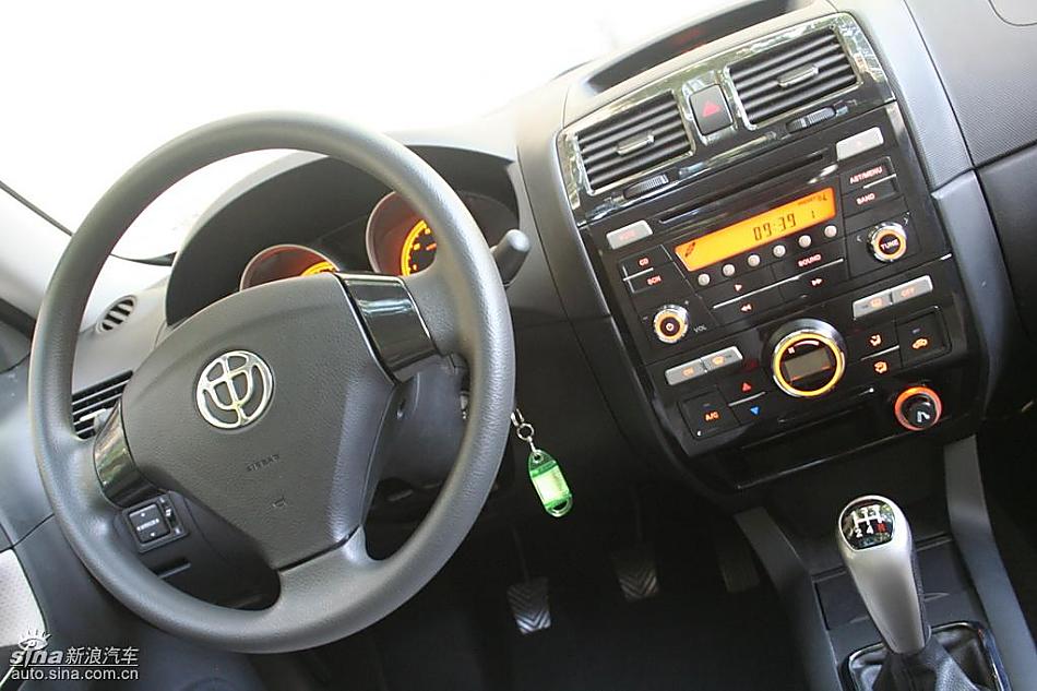 骏捷FRV内饰实拍图