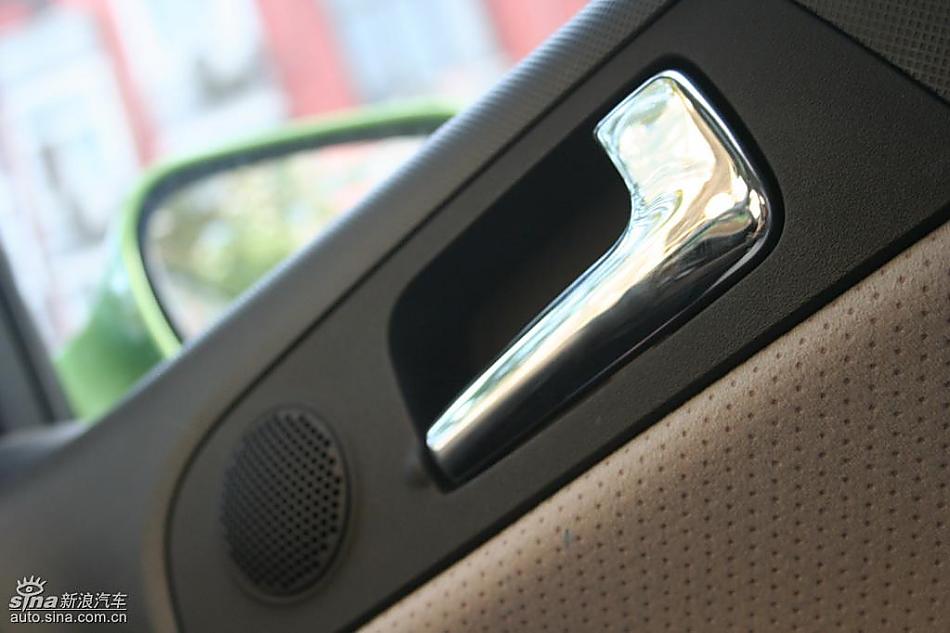 骏捷FRV内饰实拍图