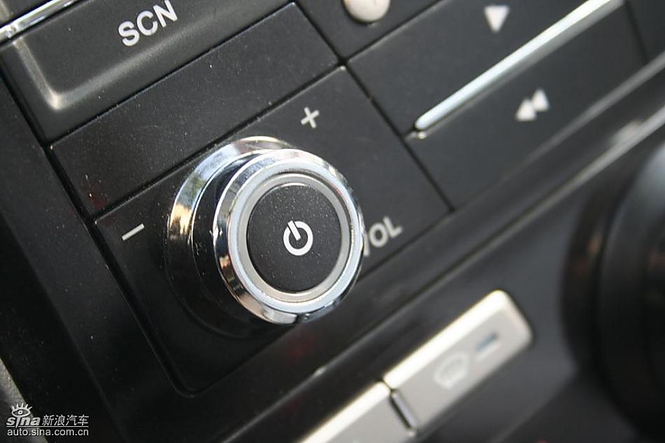 骏捷FRV内饰实拍图