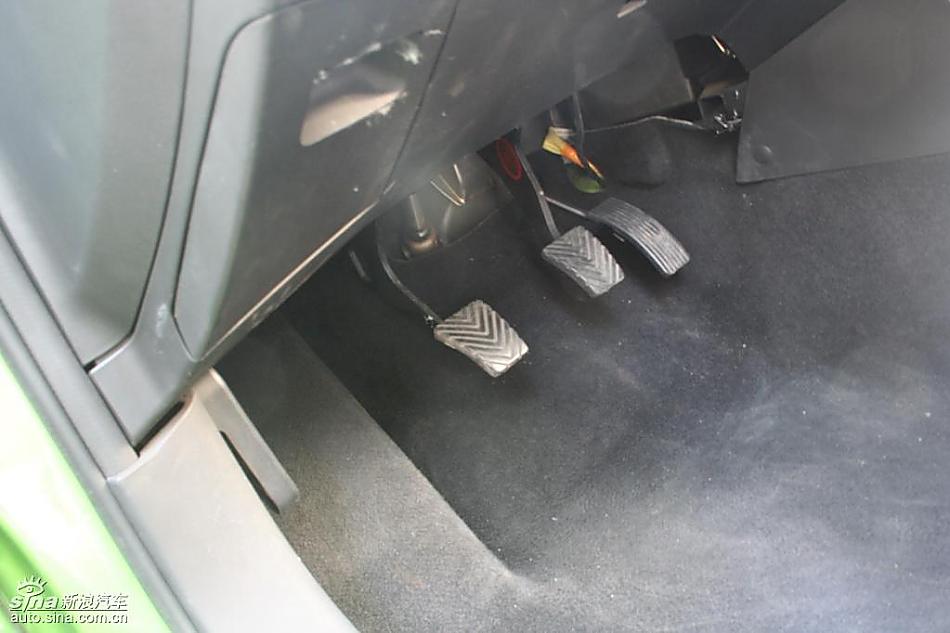 骏捷FRV内饰实拍图