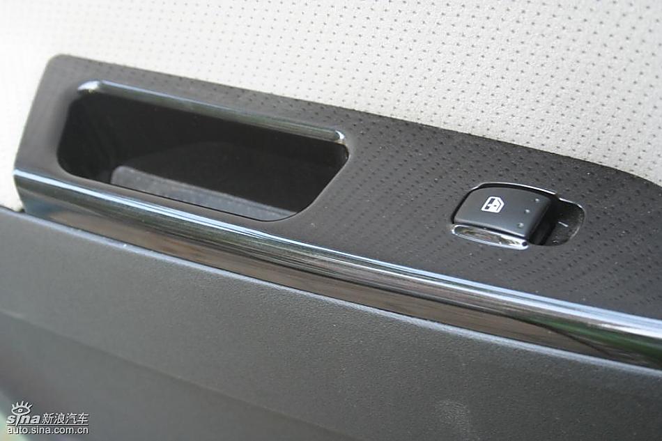 骏捷FRV内饰实拍图