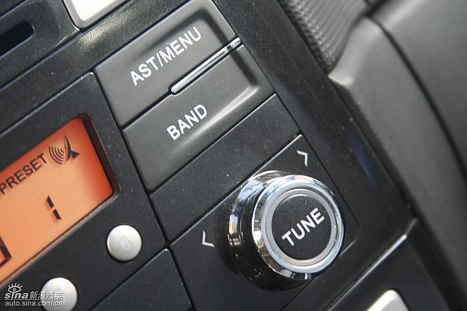 骏捷FRV内饰实拍图