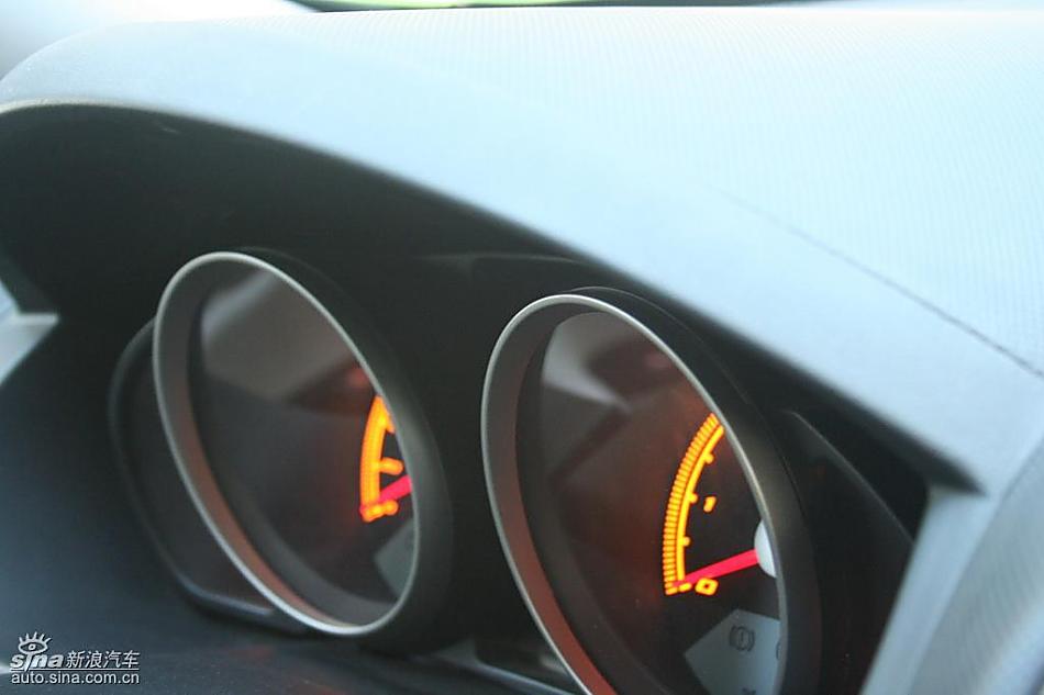 骏捷FRV内饰实拍图