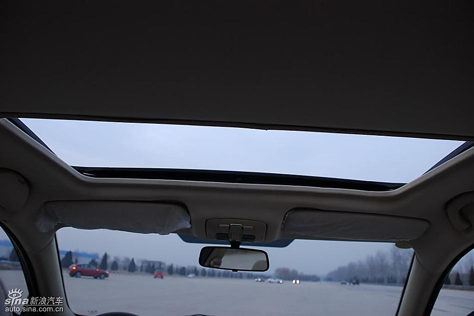 骏捷FRV内饰实拍图