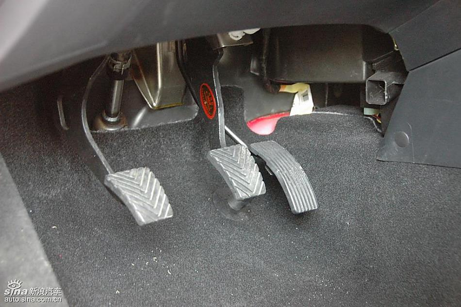 中华骏捷FRV内饰