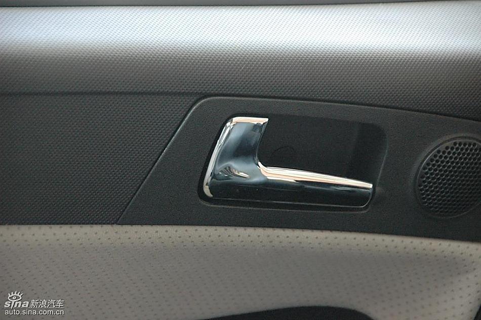 中华骏捷FRV内饰