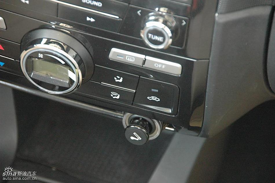 中华骏捷FRV内饰