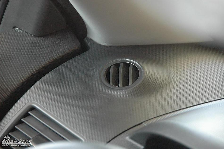 中华骏捷FRV内饰