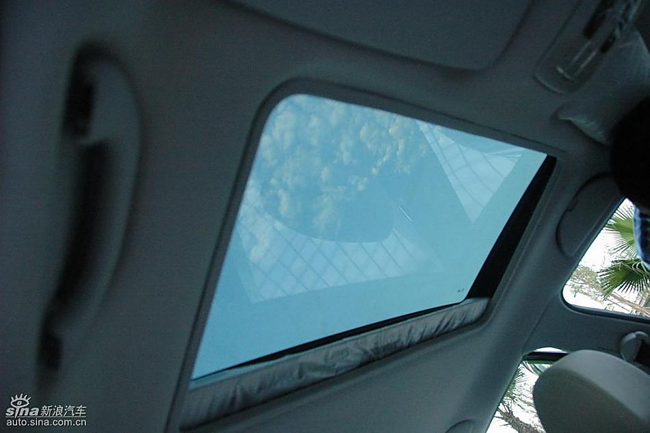 中华骏捷FRV内饰