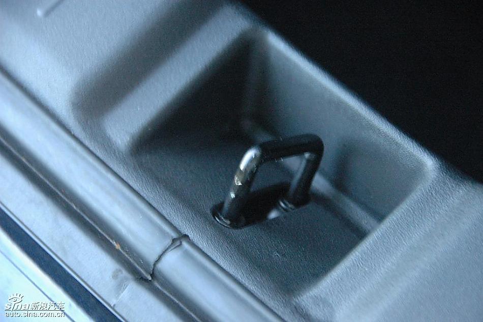 中华骏捷FRV内饰