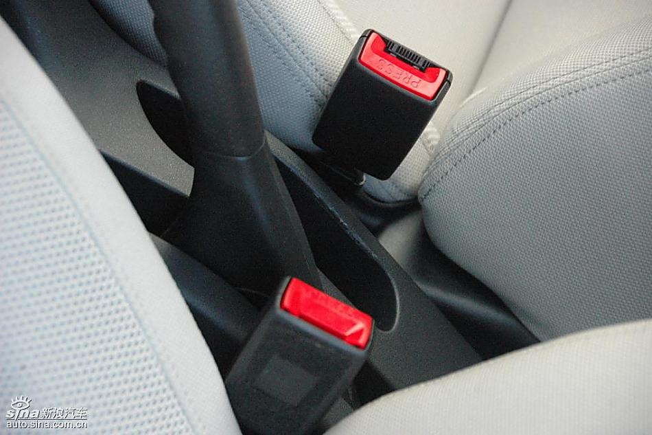 中华骏捷FRV内饰