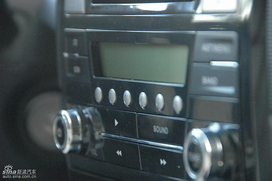 中华骏捷FRV内饰