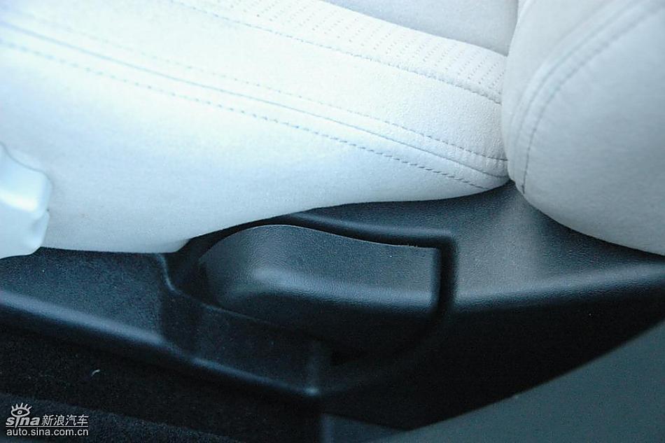 中华骏捷FRV内饰
