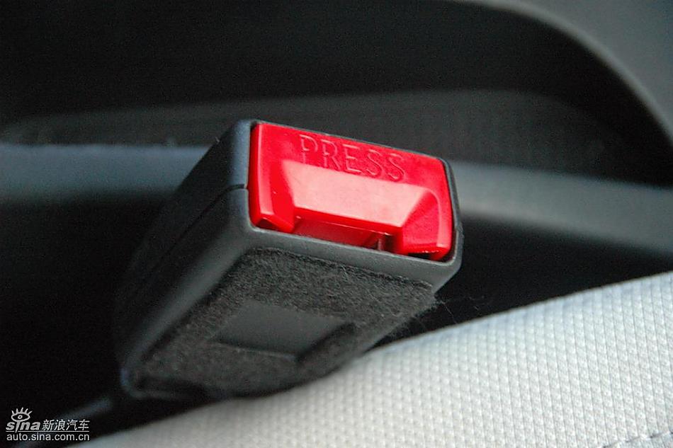 中华骏捷FRV内饰