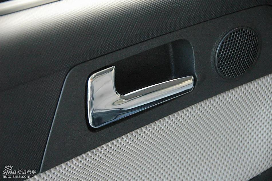 中华骏捷FRV内饰