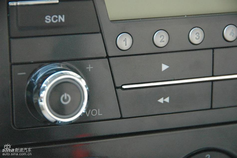 中华骏捷FRV内饰