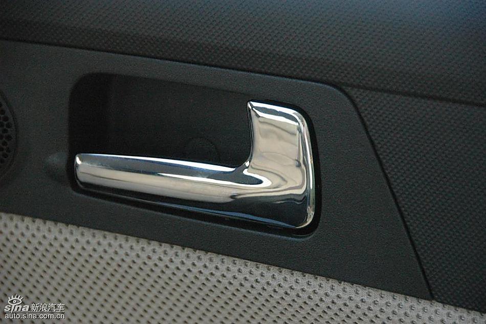 中华骏捷FRV内饰