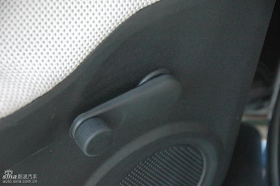 中华骏捷FRV内饰