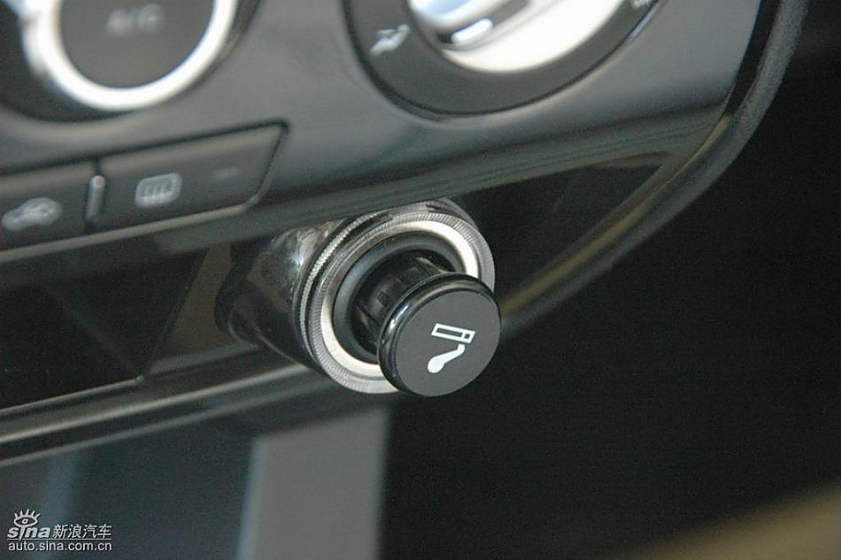 中华骏捷FRV内饰