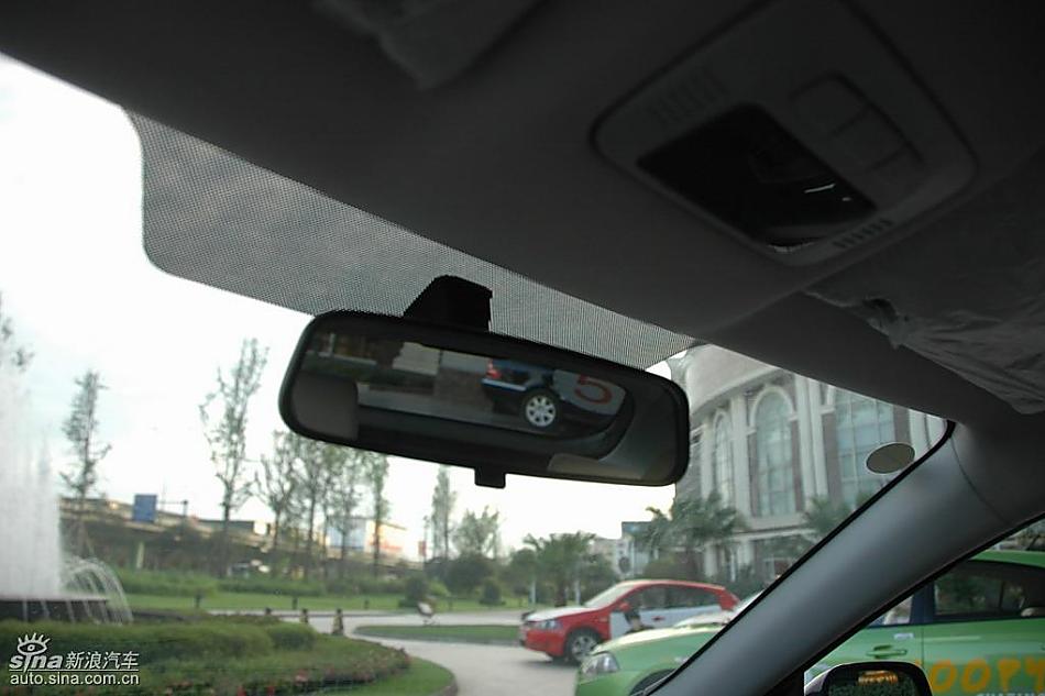 中华骏捷FRV内饰