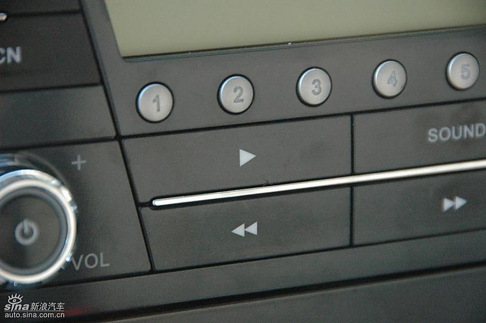 中华骏捷FRV内饰