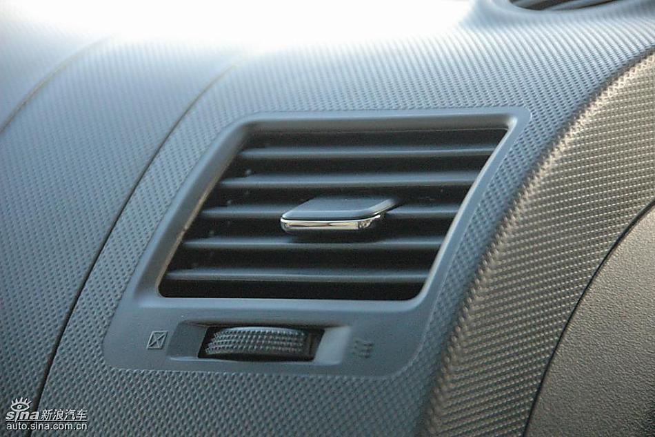 中华骏捷FRV内饰