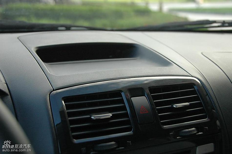 中华骏捷FRV内饰