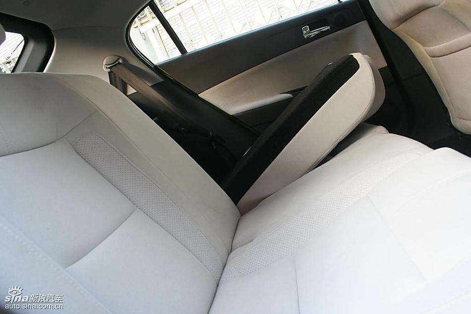 骏捷FRV内饰实拍图