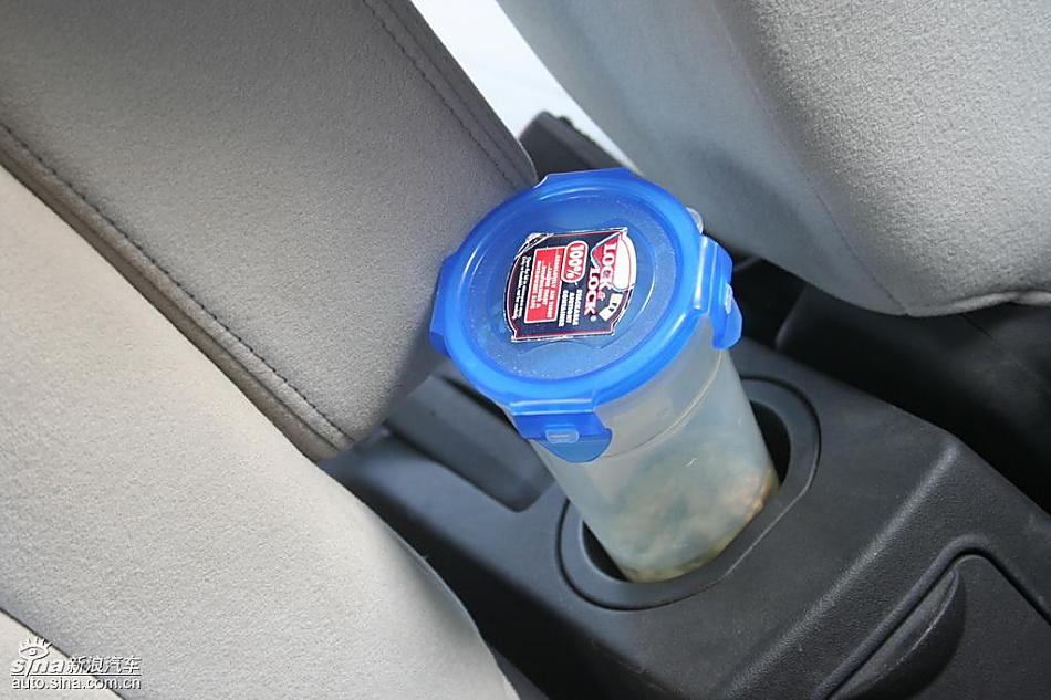 骏捷FRV内饰实拍图