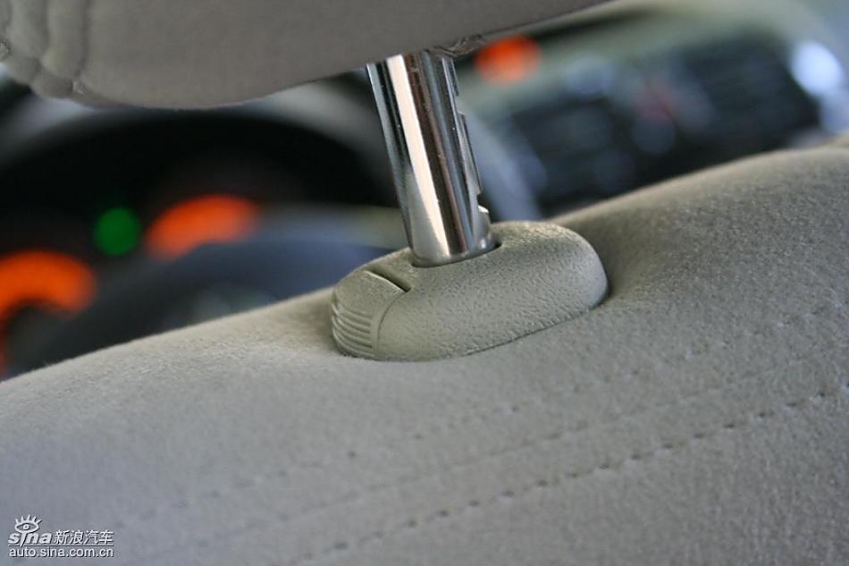 骏捷FRV内饰实拍图