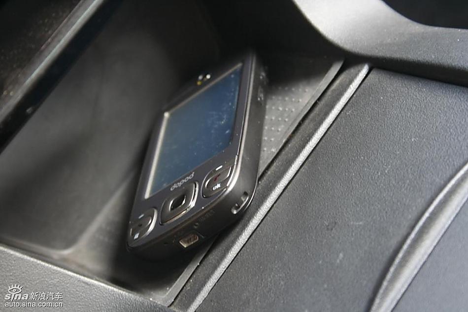 骏捷FRV内饰实拍图