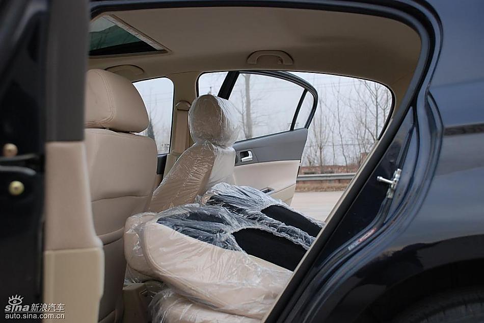 骏捷FRV内饰实拍图