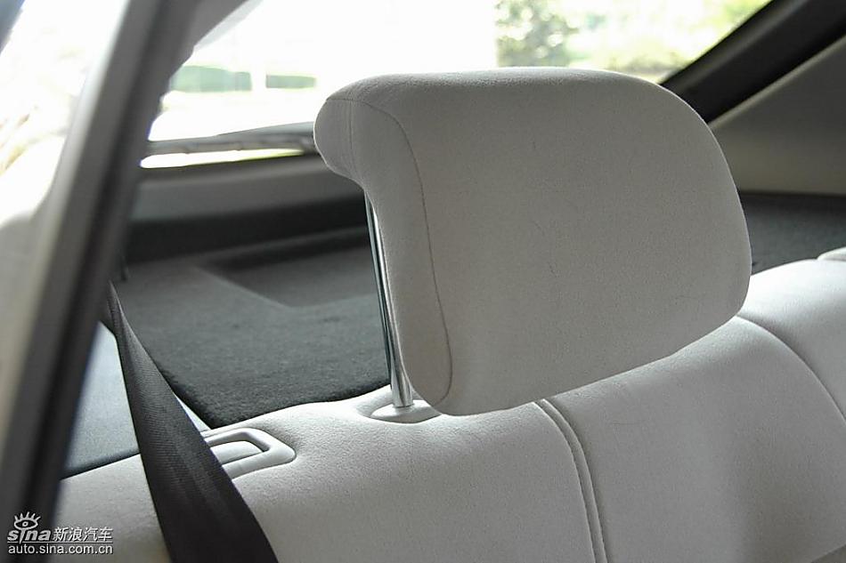 中华骏捷FRV内饰