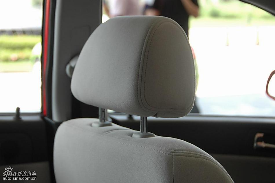 中华骏捷FRV内饰