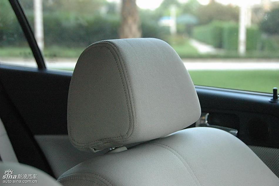 中华骏捷FRV内饰