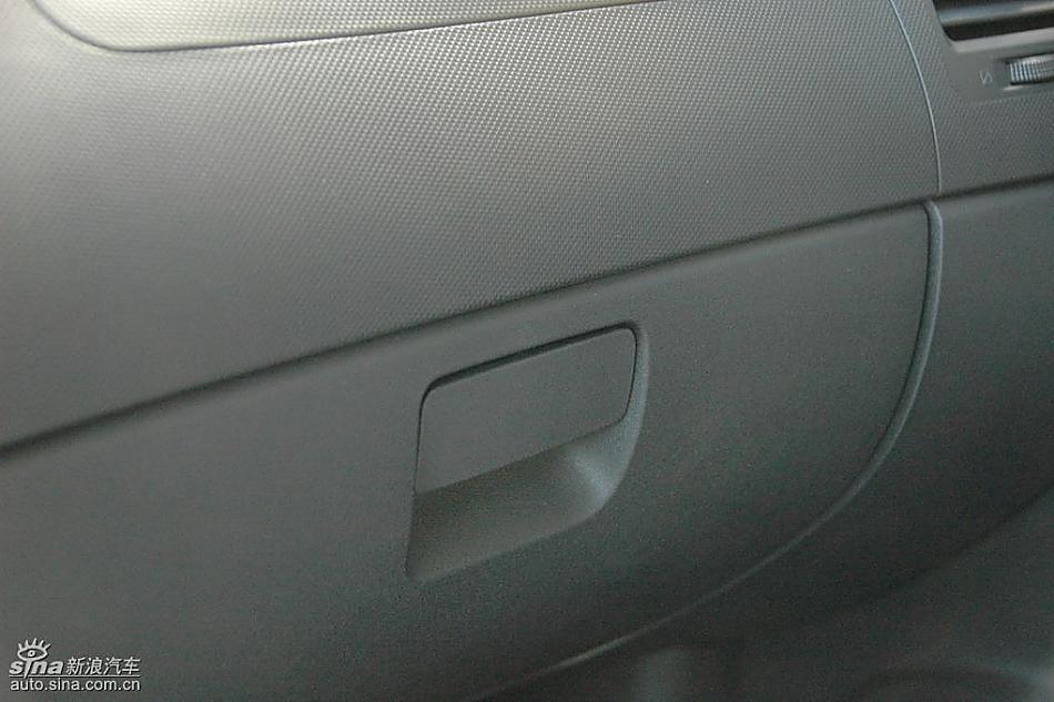 中华骏捷FRV内饰