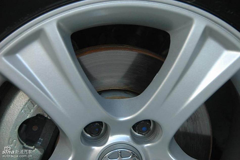 中华骏捷FRV外观