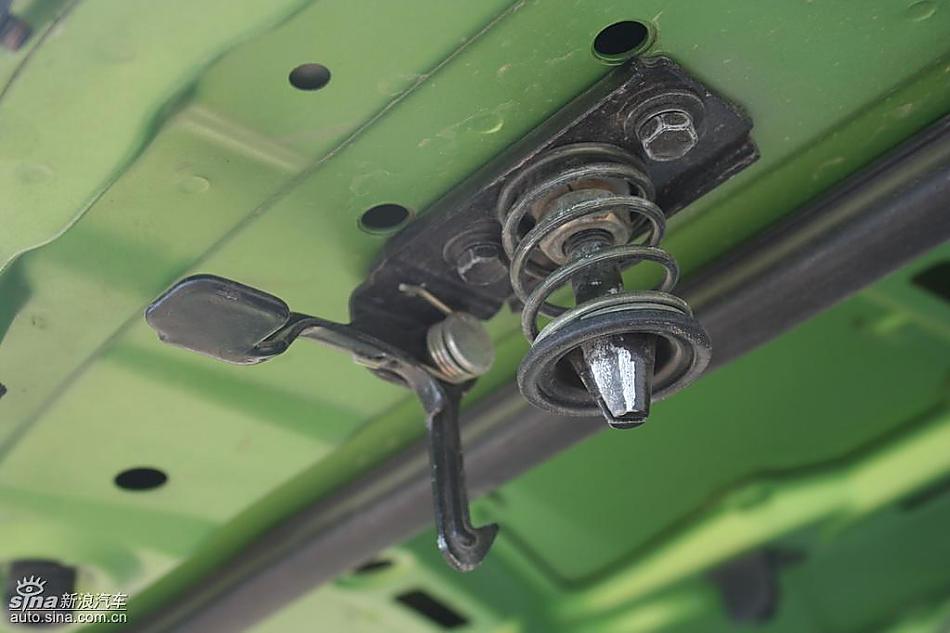 骏捷FRV试驾实拍图