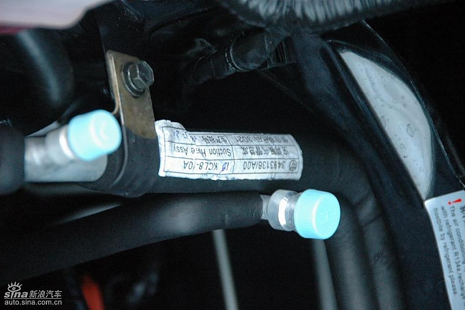 中华骏捷FRV1.3L发动机