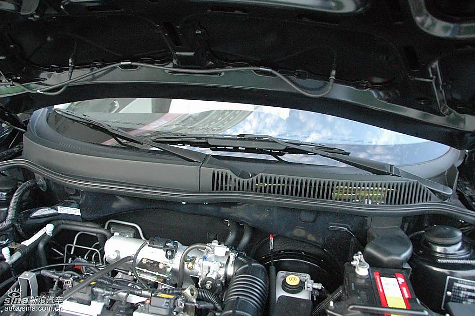 中华骏捷FRV1.3L发动机