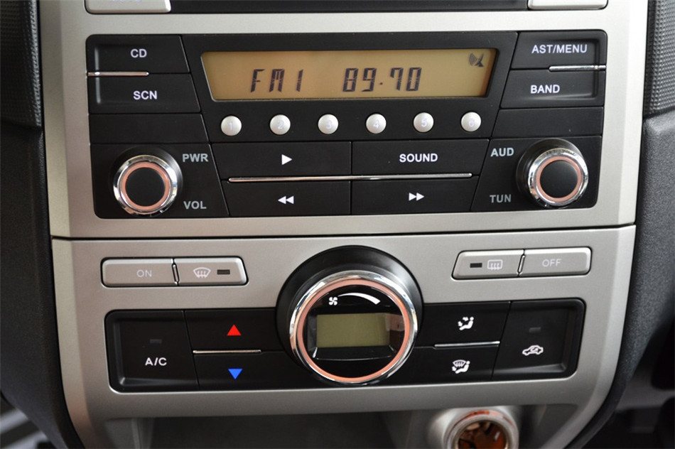 2010款 1.5L MT 豪华型 