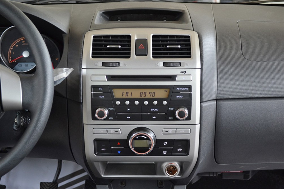 2010款 1.5L MT 豪华型 