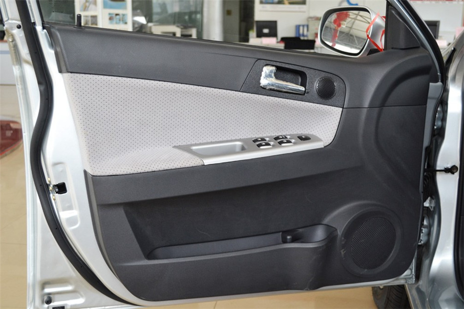 骏捷FRV 2010款 1.3L MT 豪华型