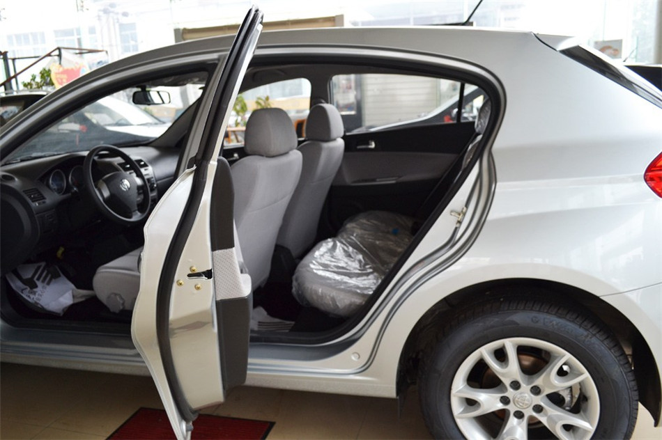 骏捷FRV 2010款 1.3L MT 豪华型