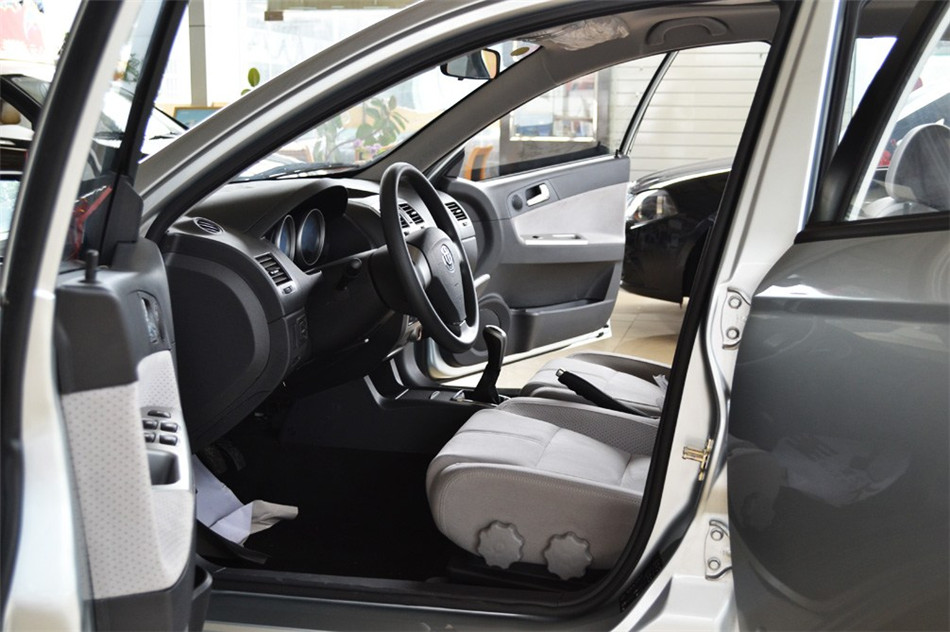 骏捷FRV 2010款 1.3L MT 豪华型