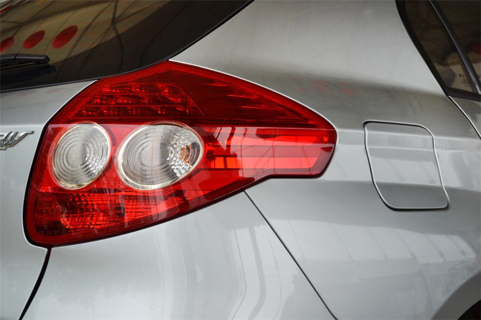 骏捷FRV 2010款 1.3L MT 豪华型