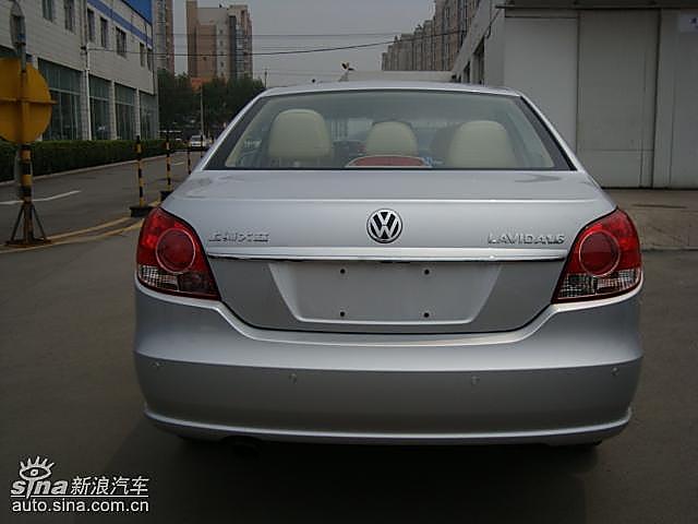 上海大众LAVIDA朗逸到店实拍