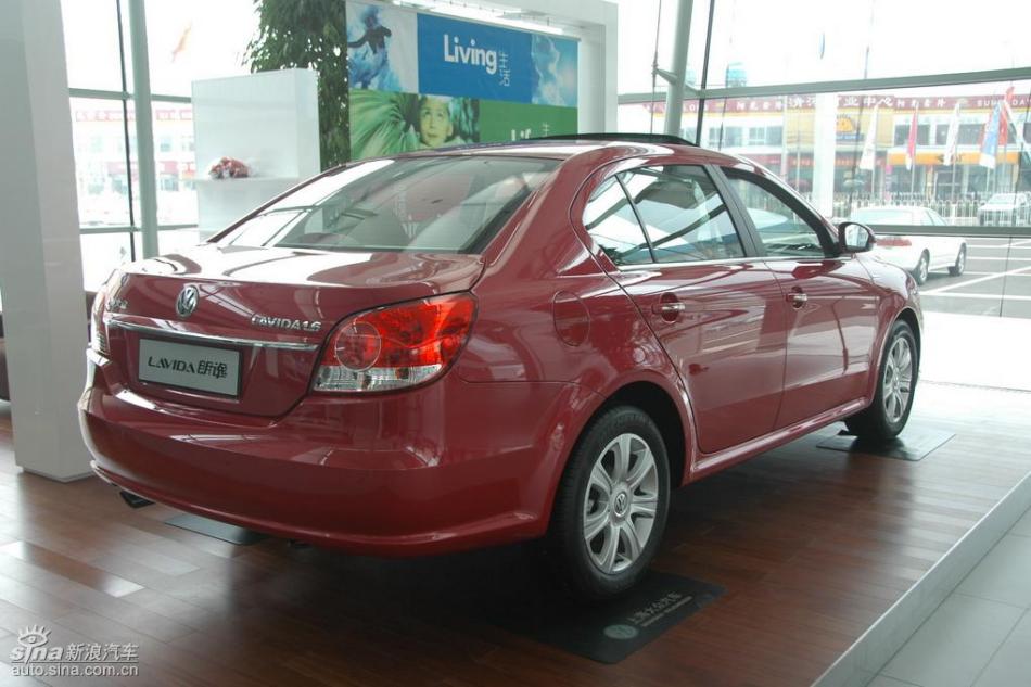 朗逸1.6L品轩版自动外观