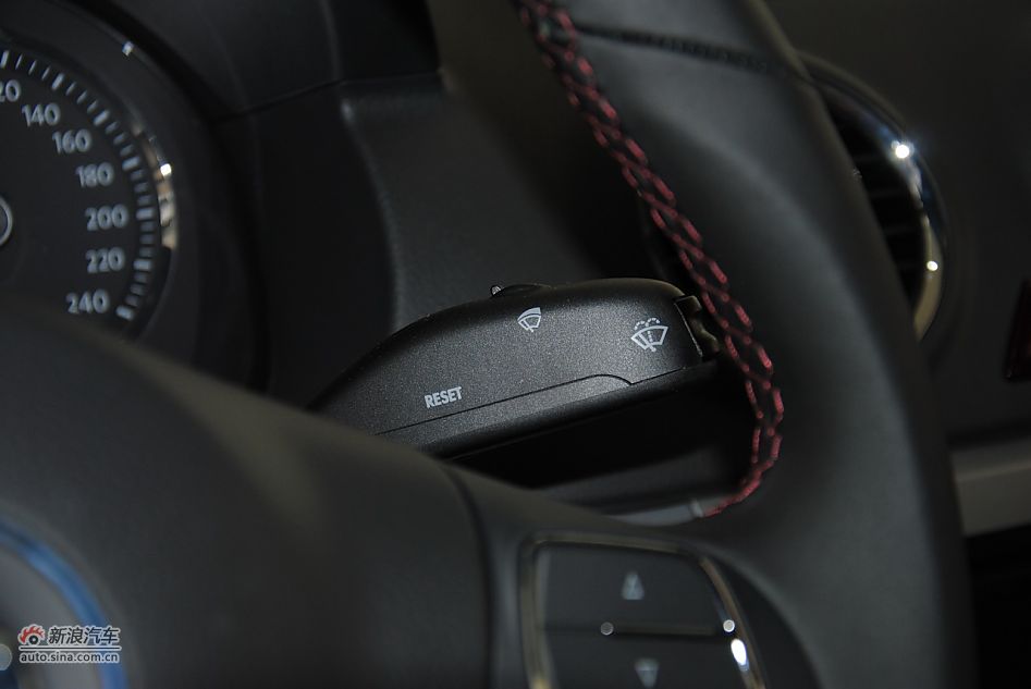 2011款朗逸1.4TSI运动版